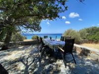 Sun Senses beach front villa with private beach - Ferienwohnung Agia Irini
