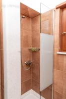 Apartment with Outdoor Jetted Tub