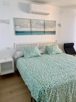Studio Apartment with Sea View