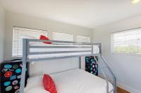 Four bedroom holiday home