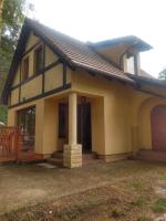 Żółty Domek nad Jeziorem Lubniewice - B&B