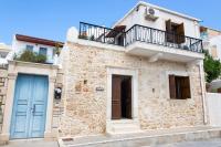 Traditional House under Kazarma Fortress in Sitia - Ferienwohnung