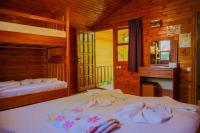 Bungalow (4 Adults)