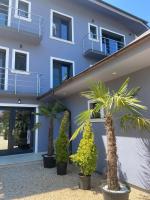 Casa Blanca 2020 Costinesti - Bed and Breakfast Costineşti