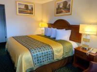 B&B Harrisonville - Harrisonville Inn & Suites - Bed and Breakfast Harrisonville