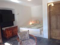 Camera Matrimoniale con Vista Montagna