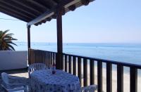 Seafront Apartment Pefkochori - Ferienwohnung
