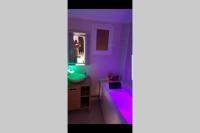 Appartement front Vieux Port tout option jacuzzi - B&B Marseille