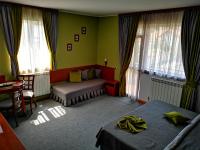 Triple Room with Terrace