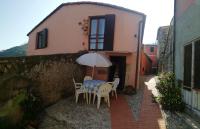 CASA LORENZO SULLE COLLINE DI LEVANTO e VICINO ALLE CINQUETERRE LT-0620 - B&B Levanto