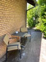 Doppel-/Zweibettzimmer mit Gartenblick