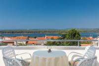 Apartment Cvijic Beige - B&B Punat