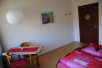Doppelzimmer mit Bergblick und Balkon