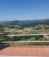 Casa a Serrazzano - B&B