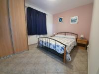 Appartamento con 2 Camere da Letto, Terrazza e Vista Mare