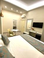 King Room with Spa Bath