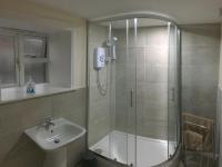Camera Matrimoniale con Bagno in Comune