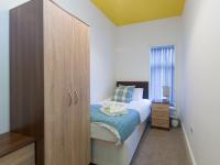 Single Room with Shared Bathroom