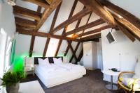 B&B Bietigheim-Bissingen - Soleiado Hotel - Bed and Breakfast Bietigheim-Bissingen