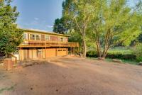 Cascade Mountain Stream - Bed and Breakfast
