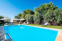 B&B Agios Mathaios - Beachfront Villa Rania by PosarelliVillas - Bed and Breakfast Agios Mathaios