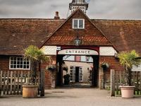 The Walhampton Arms - Bed and Breakfast