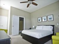 Chambre Lit Queen-Size avec Balcon