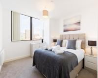 B&B Birmingham - KCS Luxury Apartment - Broad Street Birmingham - Bed and Breakfast Birmingham