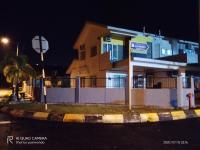 Sri Manik Guest House Tanjung Karang - Chambres d’hôtes