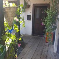 Come to M2 - B&B