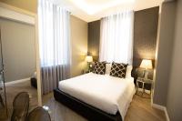 Superior Double Room-Via del Corso with balcony