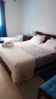 Dreibettzimmer mit eigenem externen Bad
