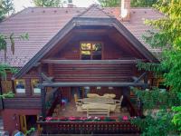 Seven-Bedroom Holiday Home