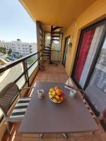 810 - Edif Aguamarina - Vacation Rental Home in the coast line of Golf del Sur - Chambres d'hôtes San Miguel De Abona
