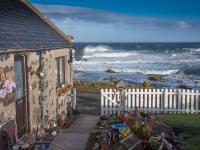 B&B Sandhaven - Pew with a View - Seafront Cottages - Bed and Breakfast Sandhaven
