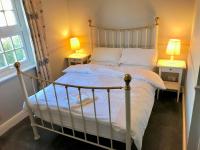 Deluxe Double Room with Shower