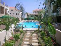 B&B Larnaca - 103 ELEGANT 2 bed apartment with free Wifi, AC, pool & gym! - Bed and Breakfast Larnaca