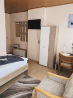 Single Room with Private Bathroom