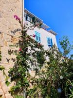 Blue Dreams Apartments In The Old Town - Sea View - Chambres d’hôtes Split
