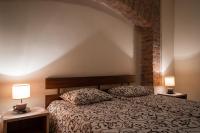 Large One-Bedroom Apartment - First Floor 