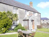 Lellizzick Farmhouse - B&B Padstow
