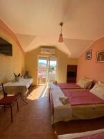 Monolocale (3 Adulti) 