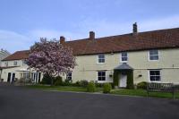 B&B Ashcott - The Lawns Tea Room and B&B - Bed and Breakfast Ashcott