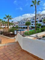 Victoria Court Modern 1 Bed Apartment Los Cristianos Tenerife - Chambres d'hôtes Los Cristianos