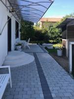 Lägenhet med trädgård och egen parkering - B&B Käglinge