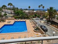Borinquen only 280 meters to the beach, balcony with sea view, heated pool, Wifi - B&B Playa de las Américas