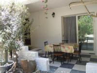 Two-Bedroom Apartment (5 Adults)