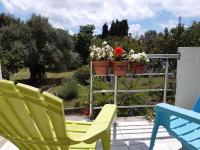 B&B Petrovac na Moru - Family apartment Garden and Sea - Bed and Breakfast Petrovac na Moru