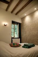 Camera Matrimoniale con Vista Giardino