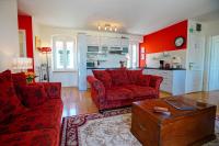 Apartamento de 2 dormitorios con balcón